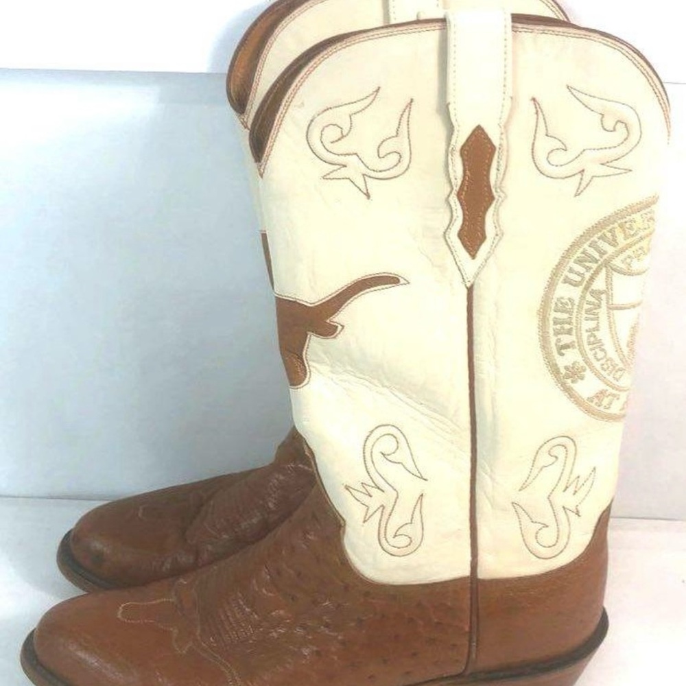 UT Longhorn Men 9D or Women 10.5 - Picture 3 of 6